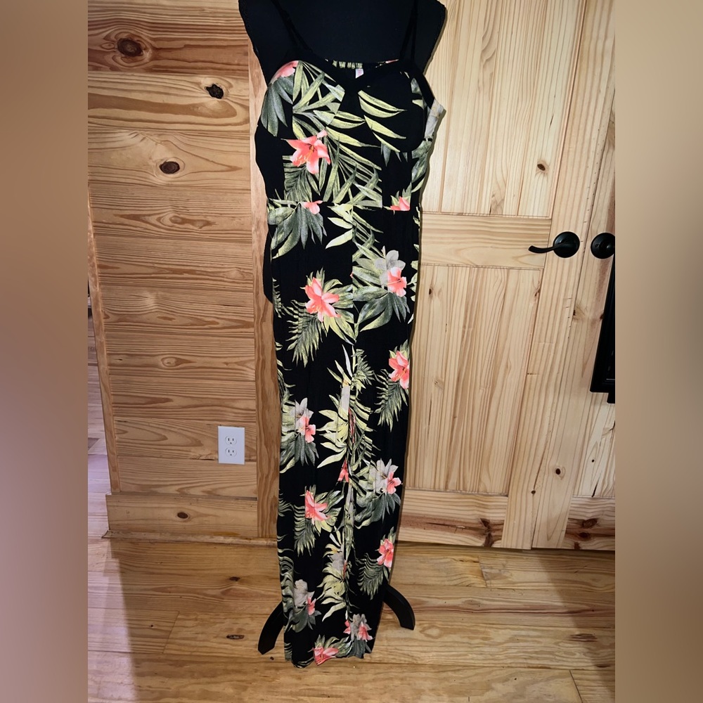 Xhilaration Jumper with padding and adjustable straps TROPICAL 🌴